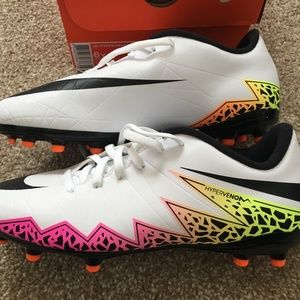 Nike JR Hypervenom Youth Soccer Cleats size 6